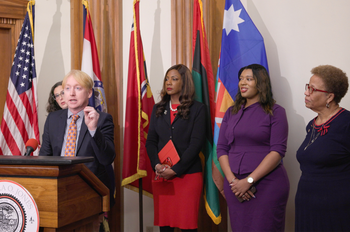 GSL Interim CEO Dustin Allison, Mayor Tishaura Jones, President of the Board of Aldermen Megan Green, and St. Louis Alderpeople Alisha Sonnier and Pam Boyd