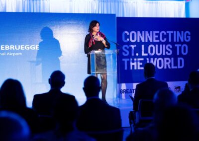 Airport Director Plans Retirement